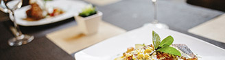 Eten en Drinken: Alle restaurants, cafés, etc. Maar bijvoorbeeld ook voedselleveranciers en diëtisten. Alles over Eten en Drinken vindt u nu hier!